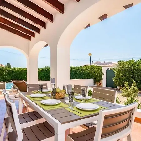 Punta Prima Sleeps 8 Pool Air Con Wifi Βίλα